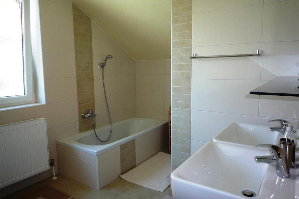 Ferienwohnung Sima Velden am Woerthersee Room photo